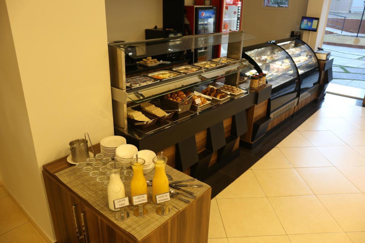 Nova Hotel Ciudad del Este Kültér fotó